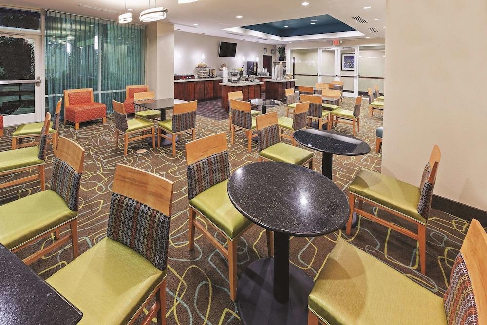 La Quinta By Wyndham Houston Willowbrook Bagian luar foto